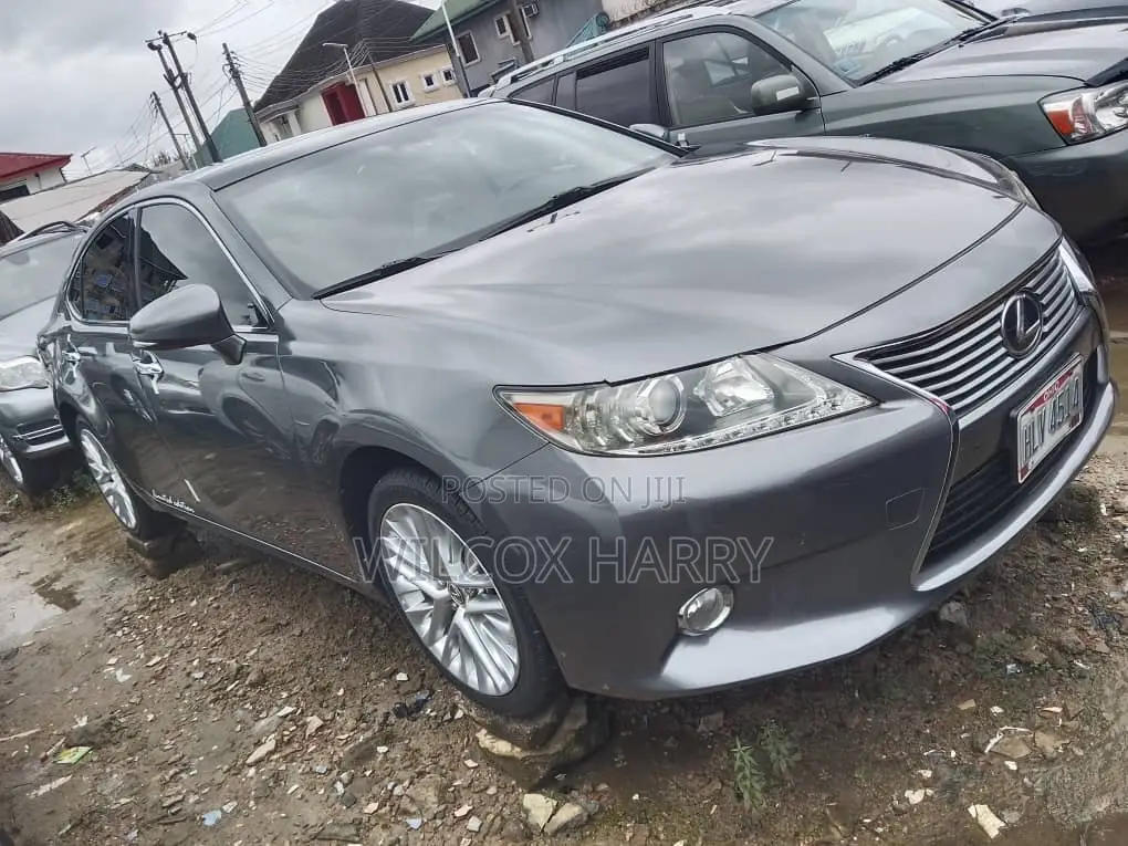 Lexus ES 350 FWD 2013 Gray