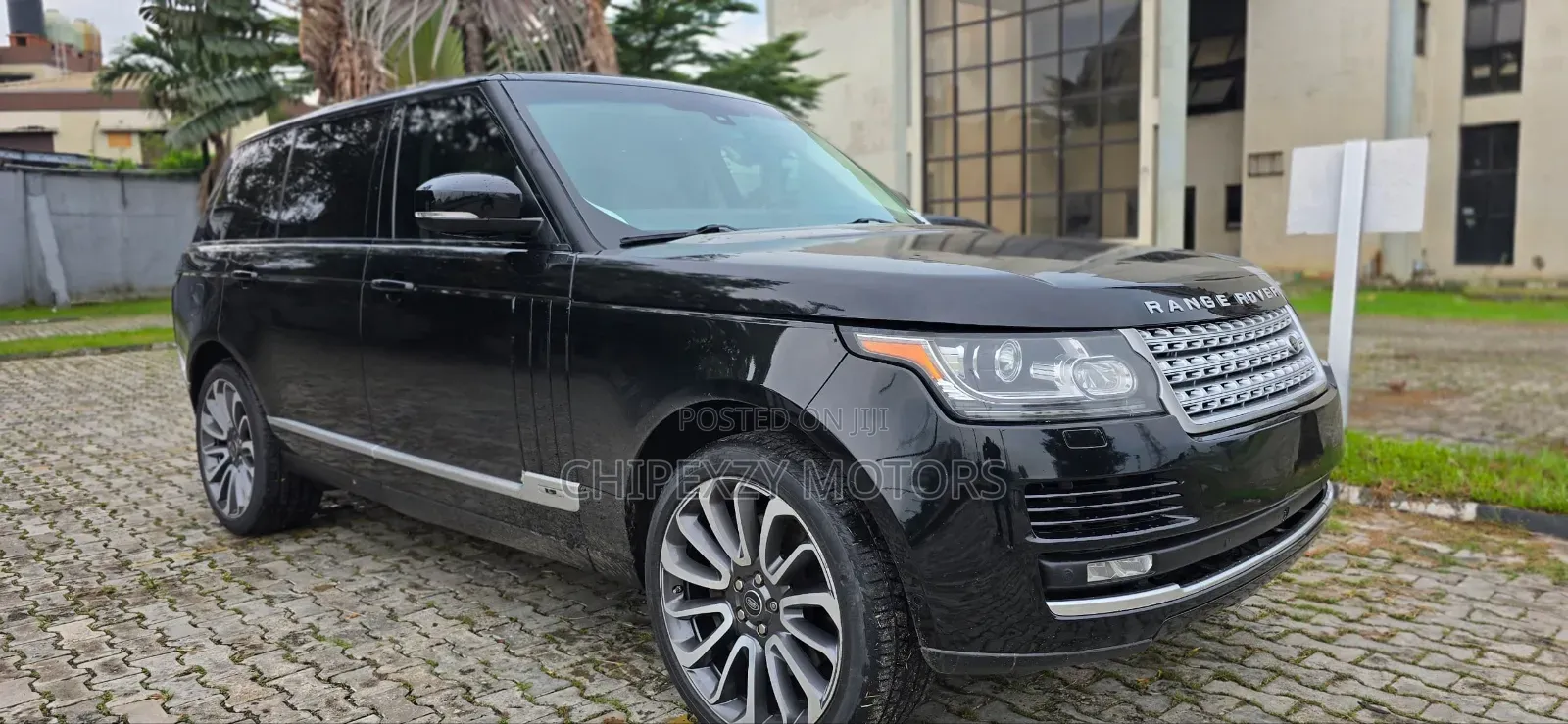 Land Rover Range Rover Vogue 2016 Black