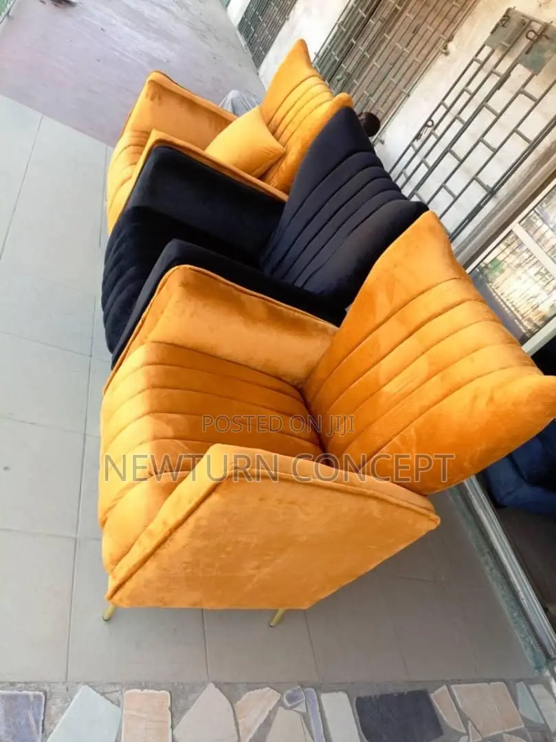 Single Couches