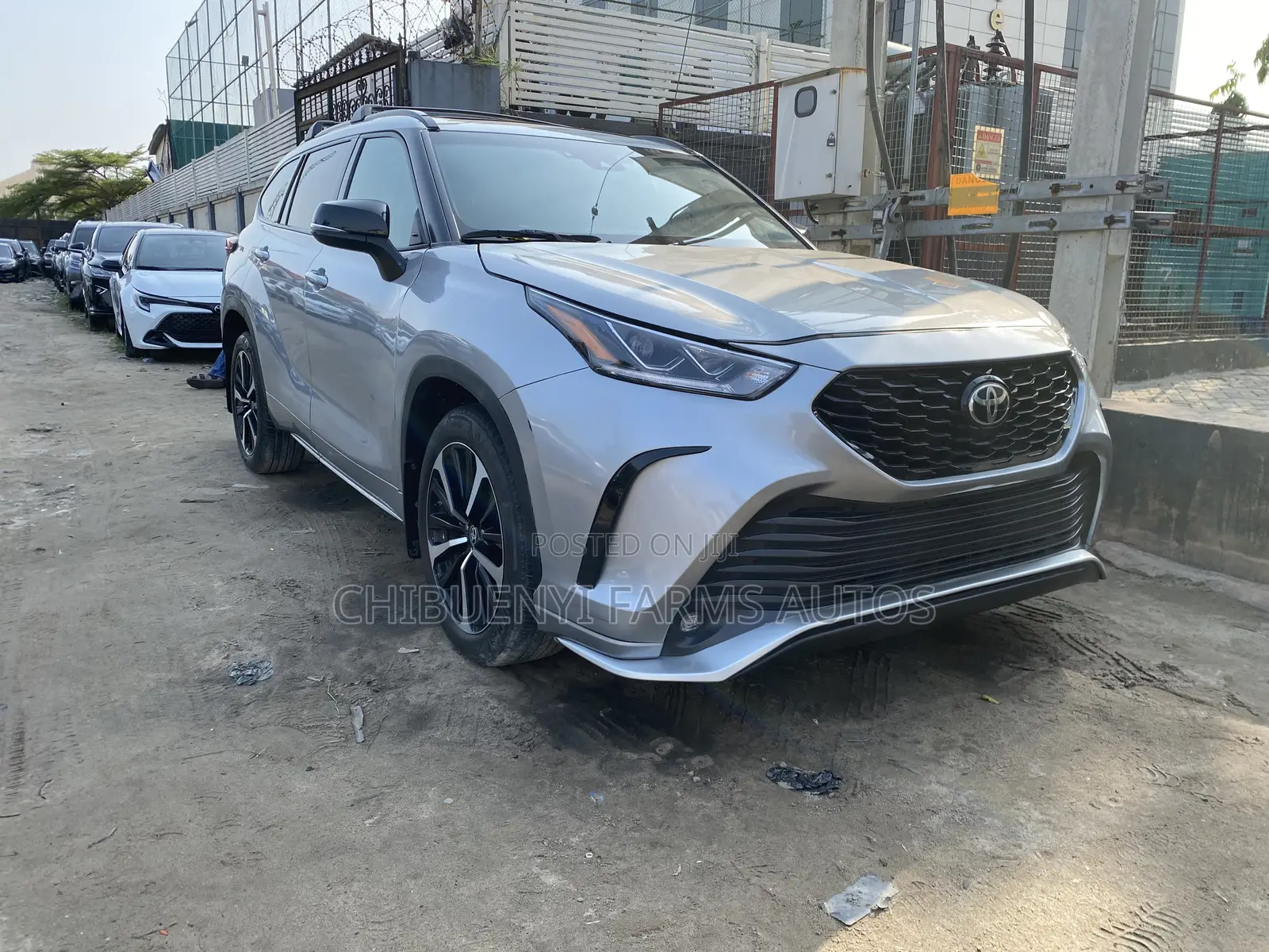 Toyota Highlander XSE AWD 2023 Silver