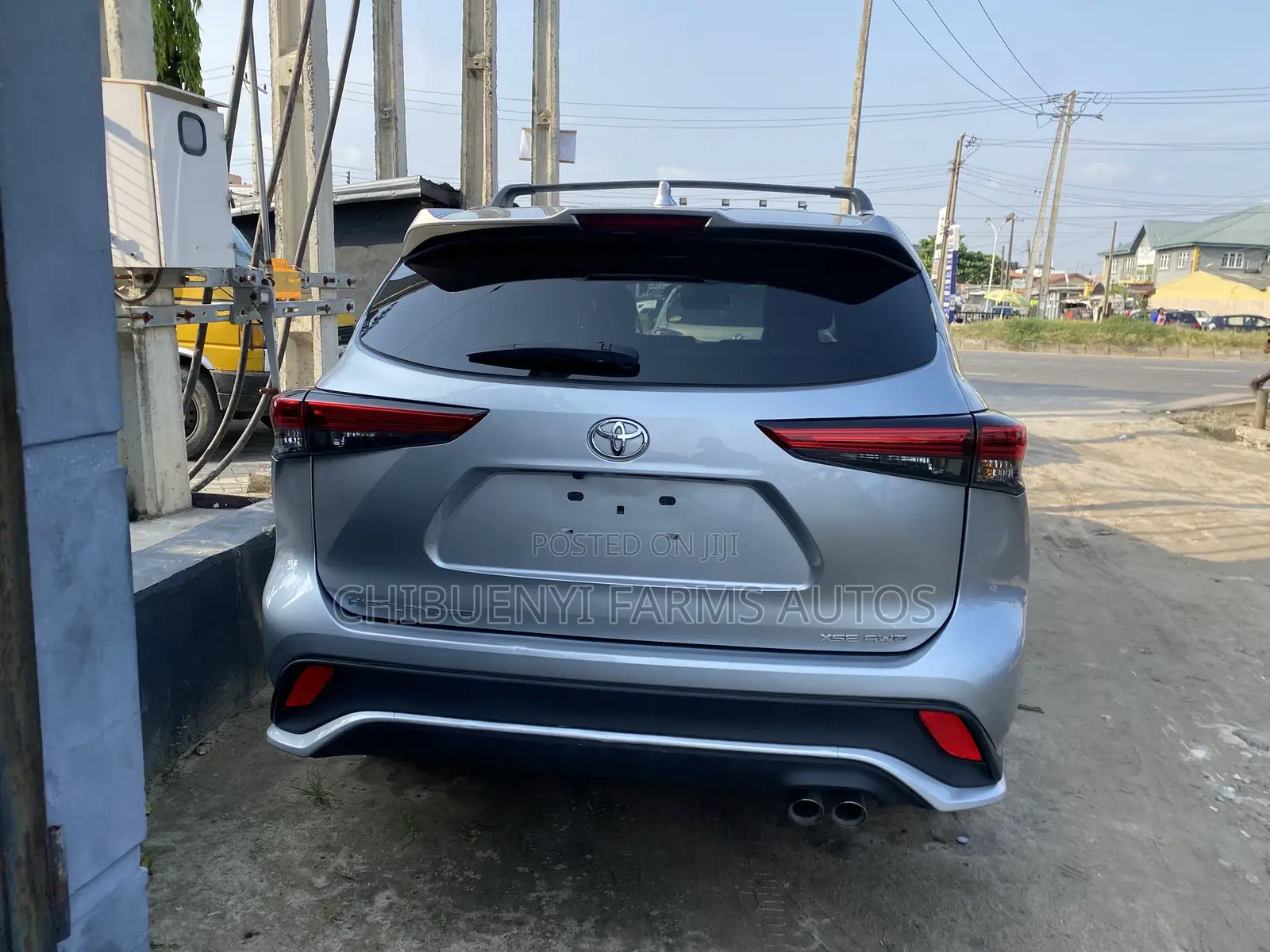 Toyota Highlander XSE AWD 2023 Silver
