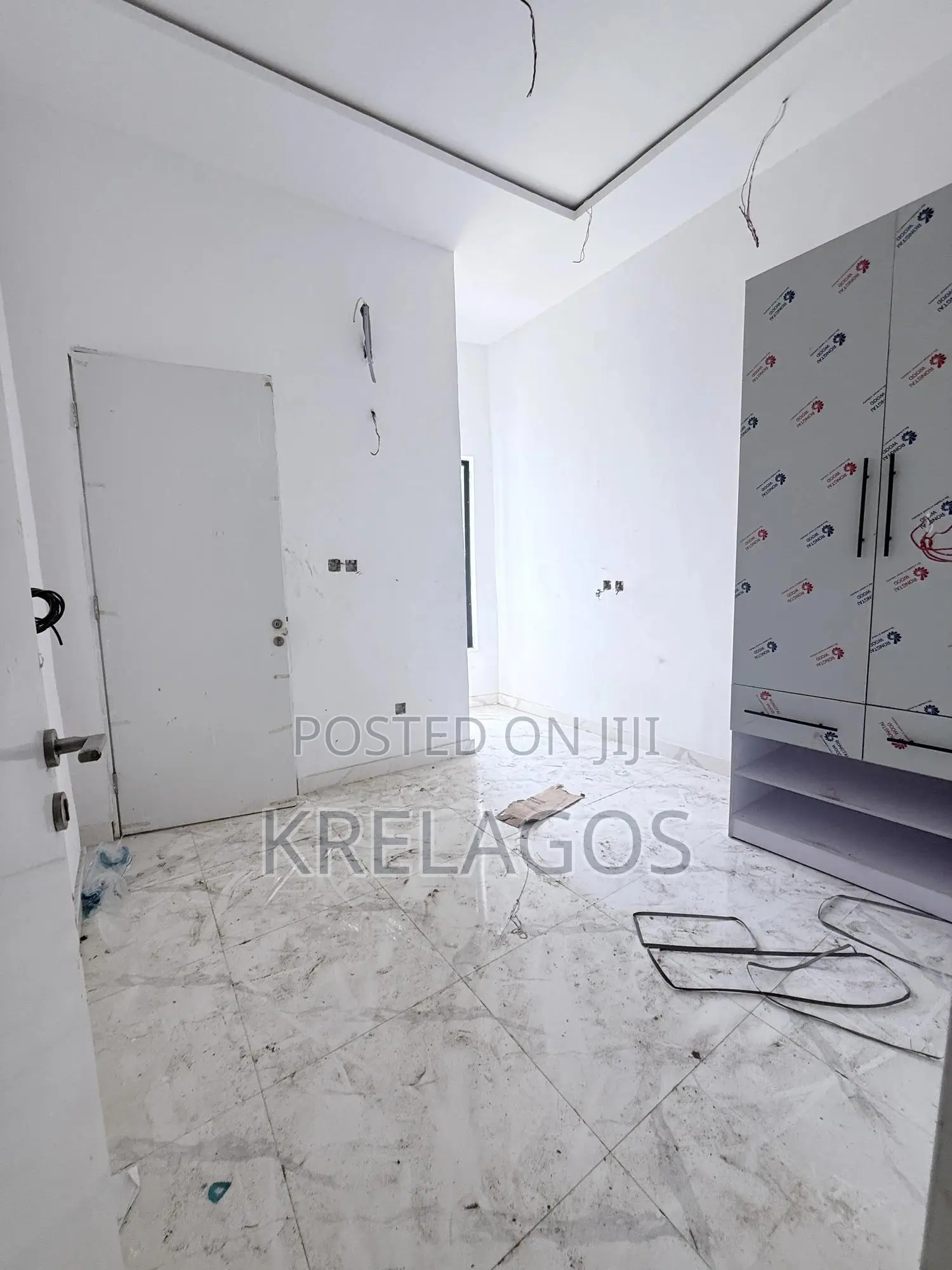 4bdrm Duplex in Orchid, Chevron for sale