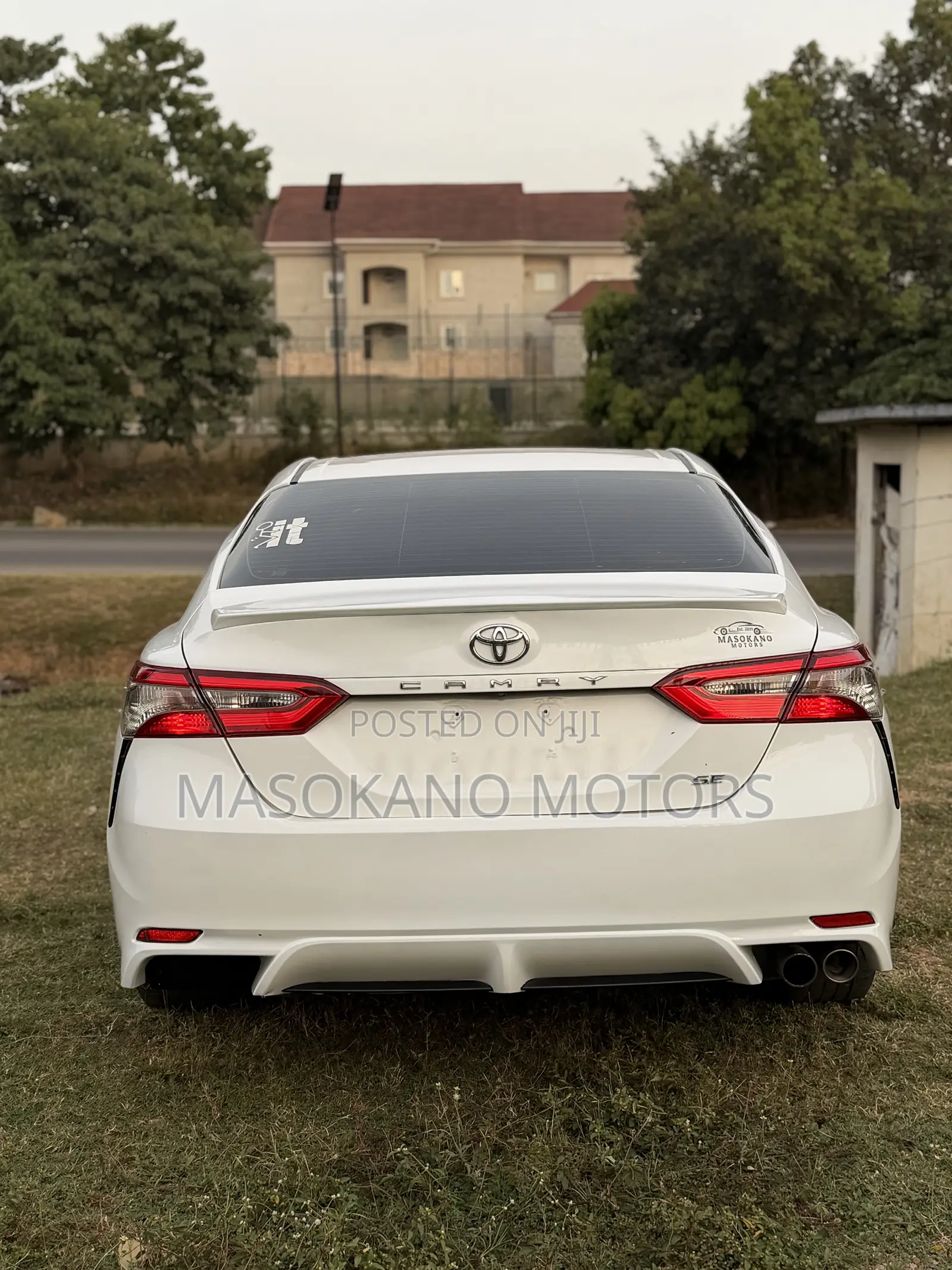 Toyota Camry 2018 White