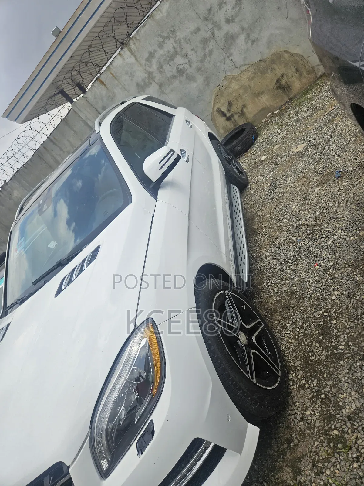 Mercedes-Benz M Class ML350 4dr SUV (3.5L 6cyl 7A) 2015 White