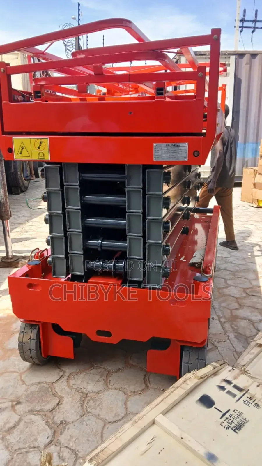 12 Meter Motorise Hydraulic Scaffolding