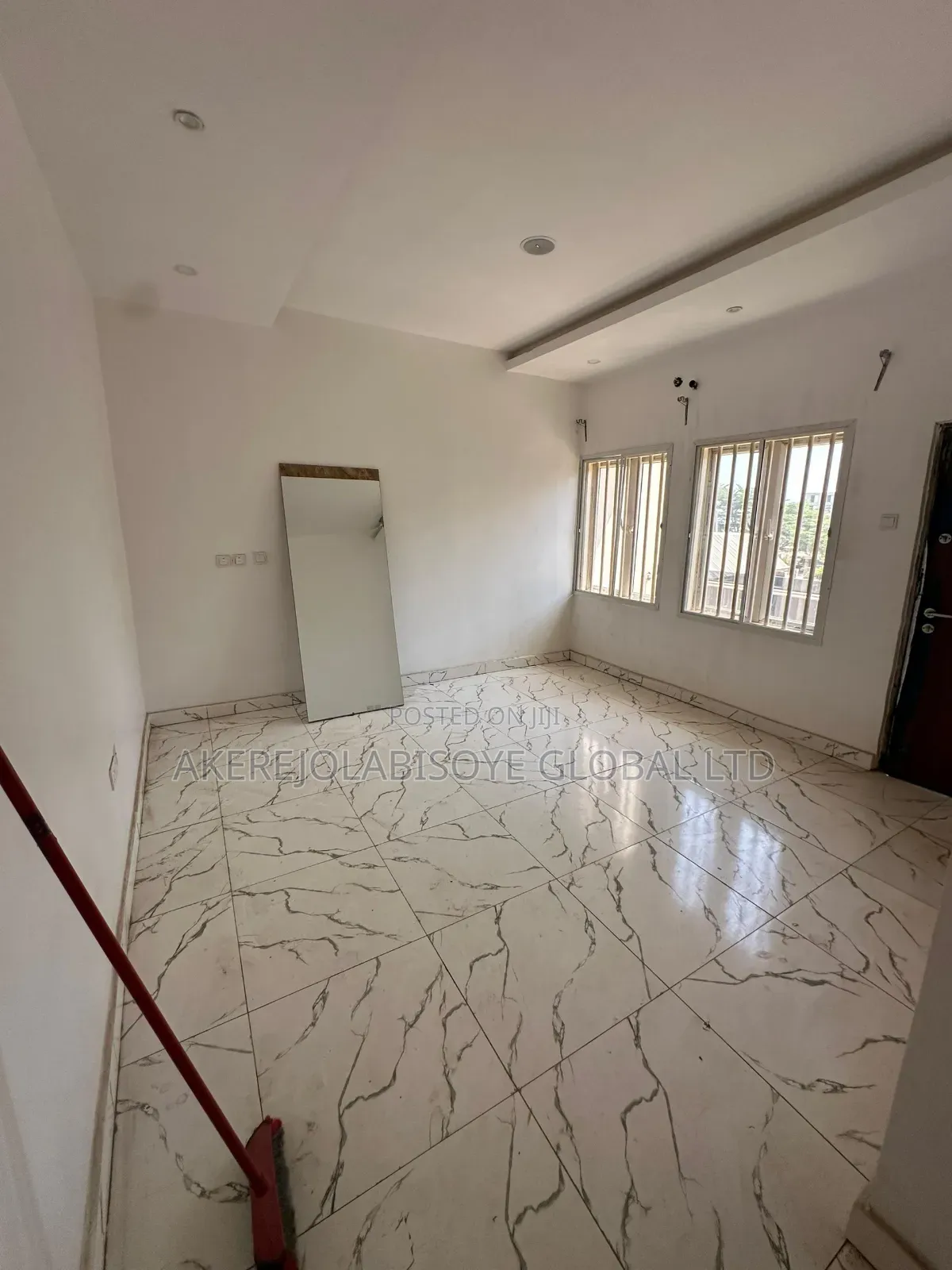 4bdrm Duplex in Jahi Gilmore for rent