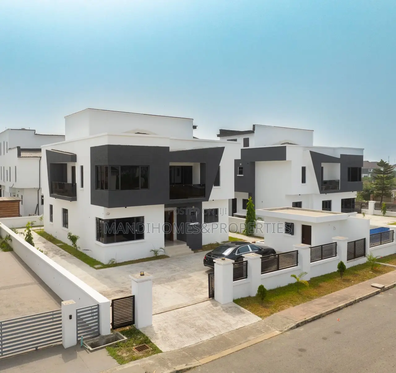 4bdrm Duplex in Royal Garden, Ajah for sale