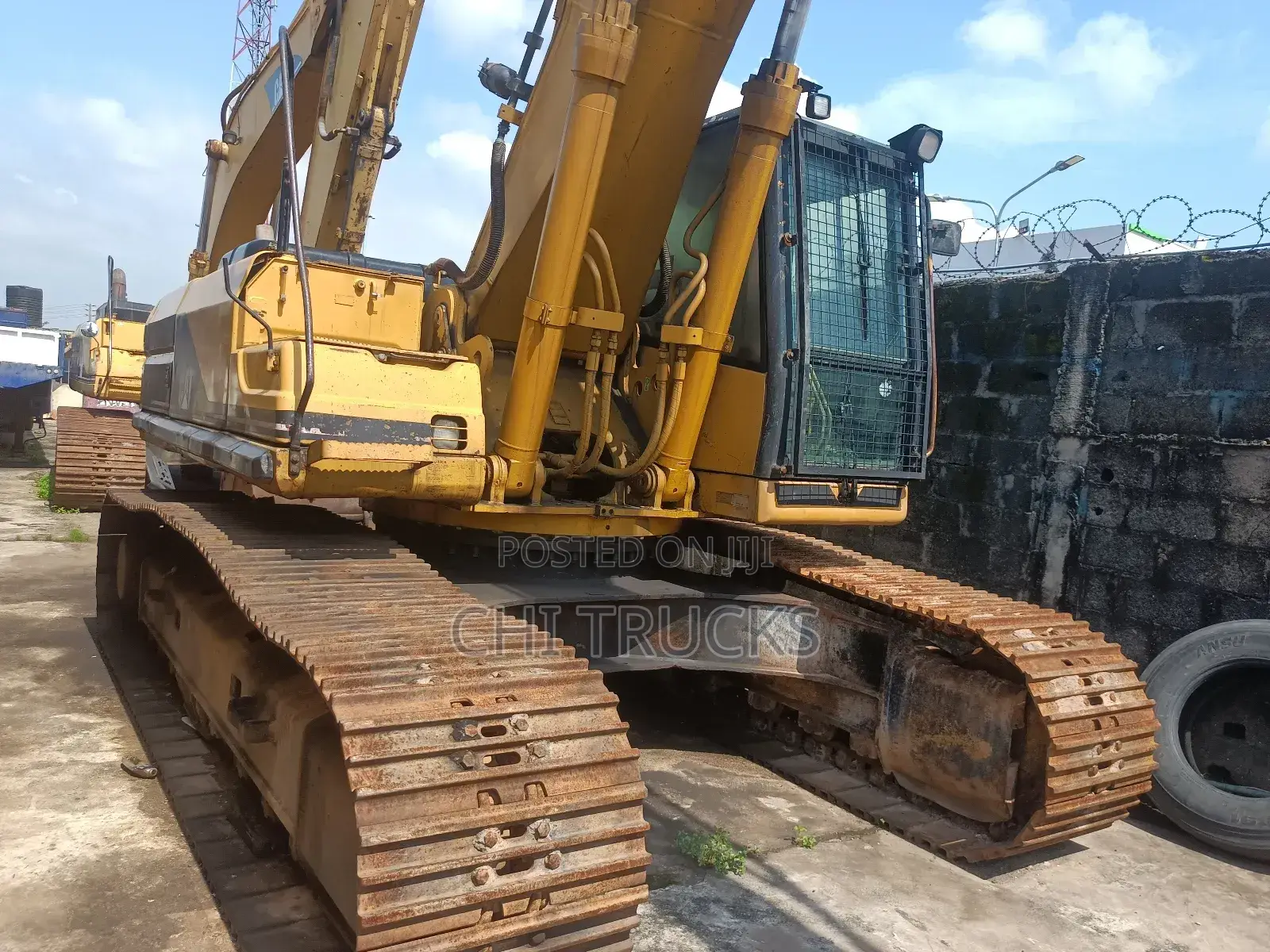 Caterpillar Excavator 330bl