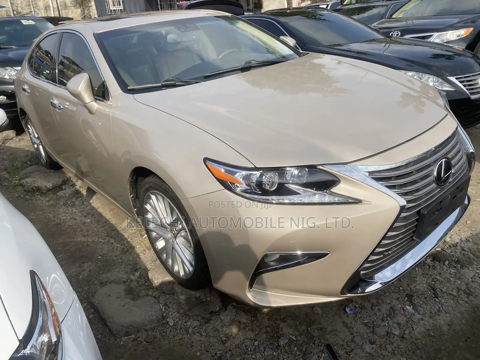 Lexus ES 350 FWD 2014 Gold