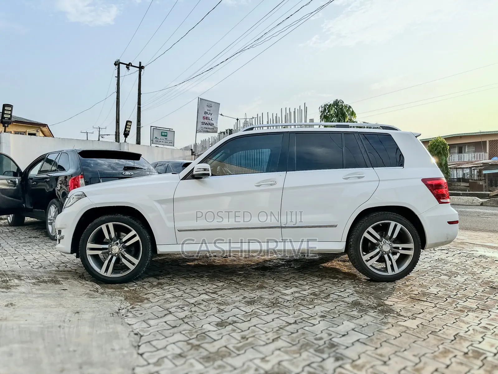 Mercedes-Benz GLK-Class 350 SUV 2013 White
