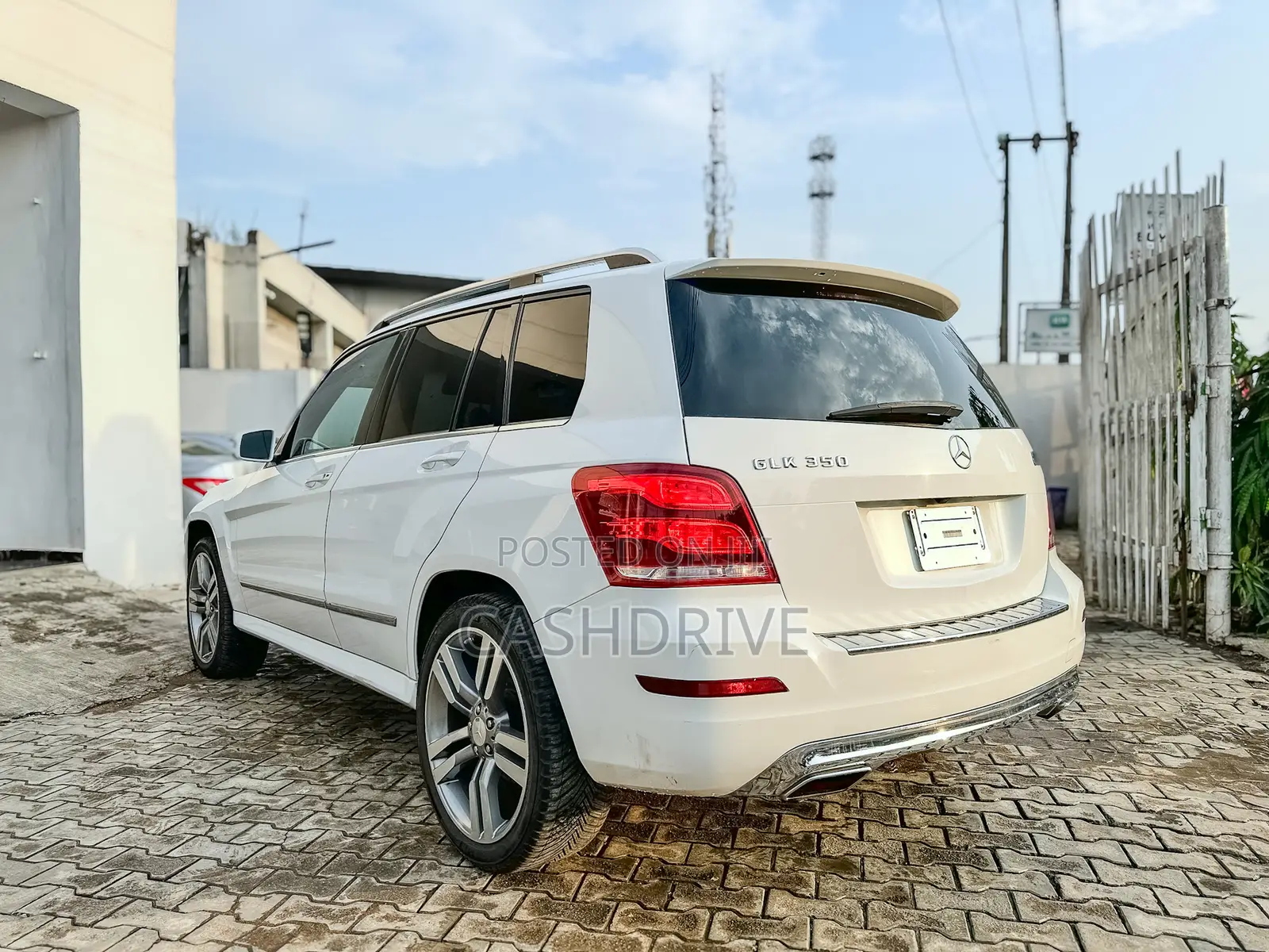 Mercedes-Benz GLK-Class 350 SUV 2013 White