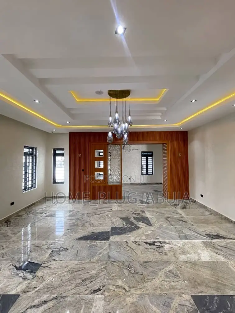 Standard 5 Bedroom With 2bedroom Bq and Swimming Pool for Sale
