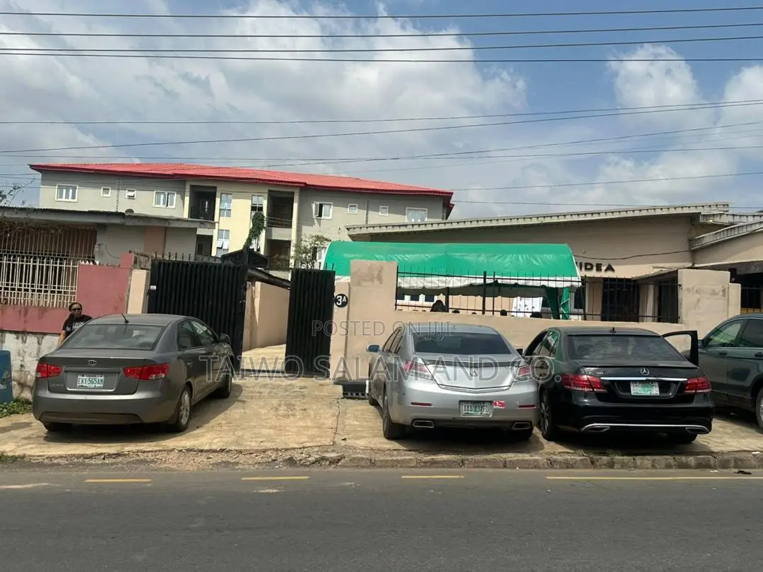 Old Bungalow on 450sqm Commercial Land