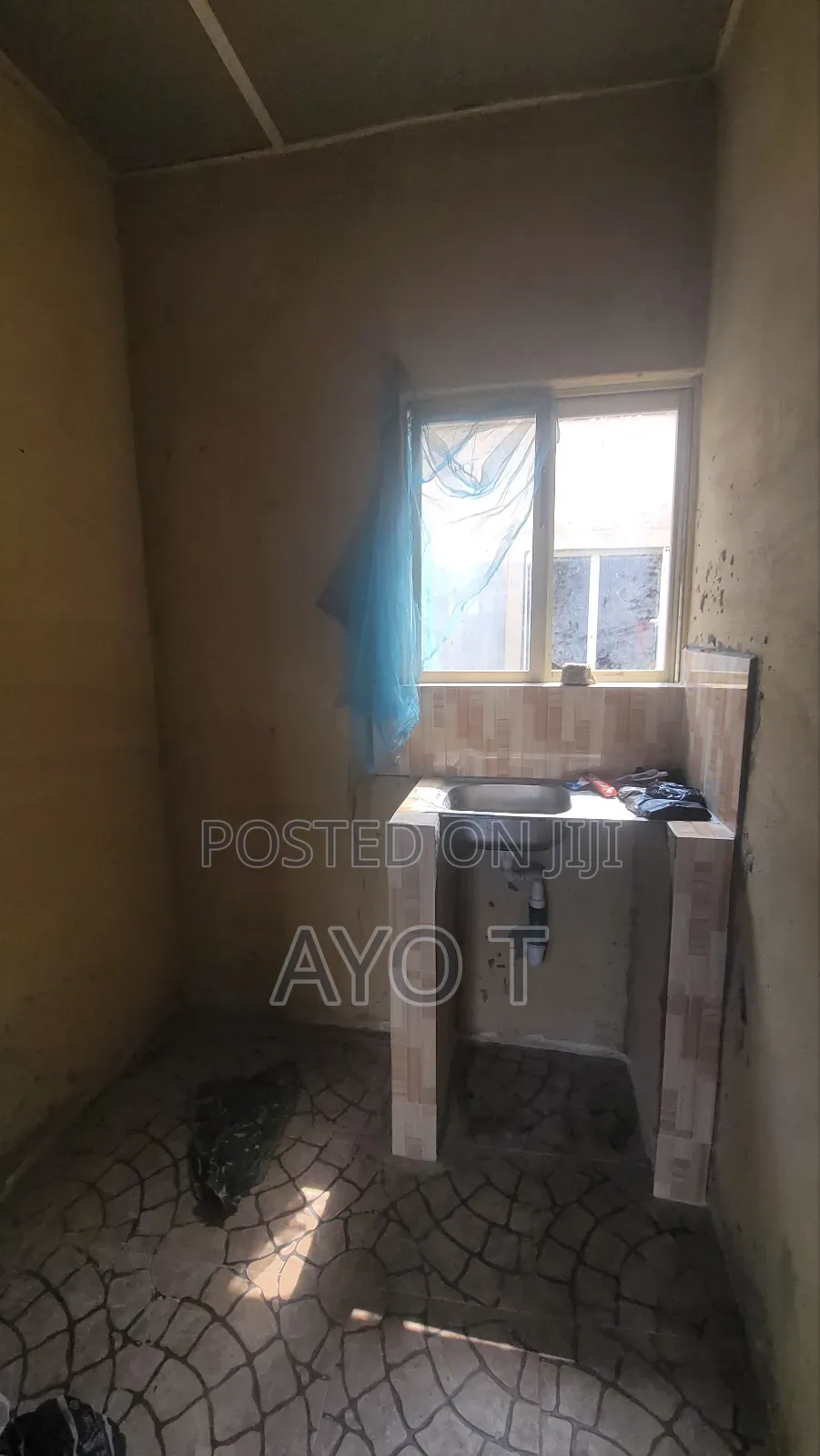 Studio Apartment in Bariga for rent