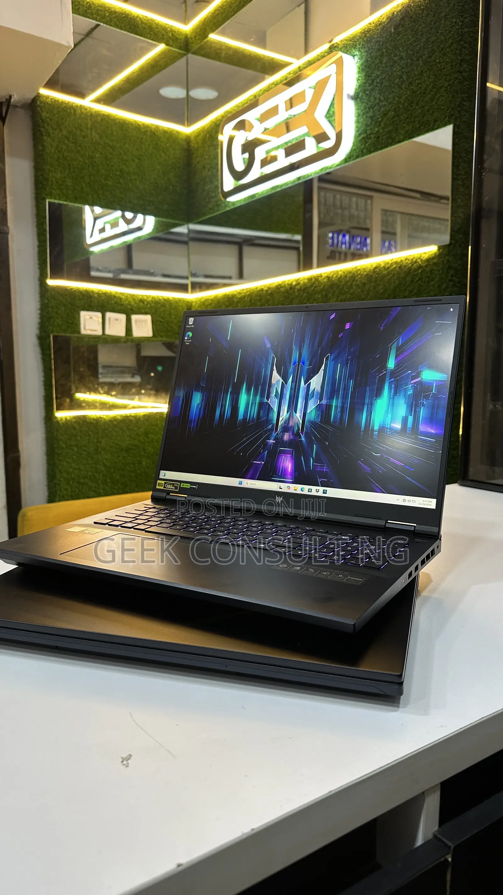 Laptop Acer Predator Helios 18 PH18-71 32GB Intel Core i7 SSD 1T
