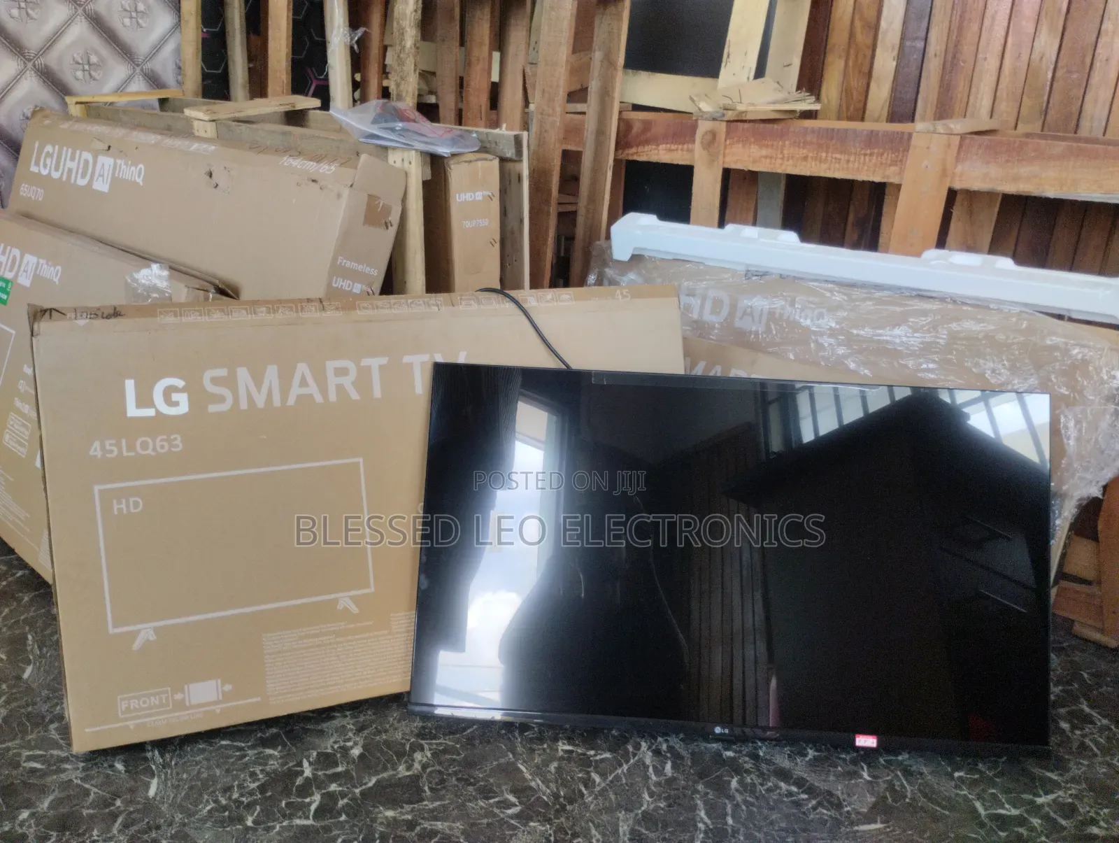 45 Inches With Inbuilt Bluetooth Netflix Youtube and More