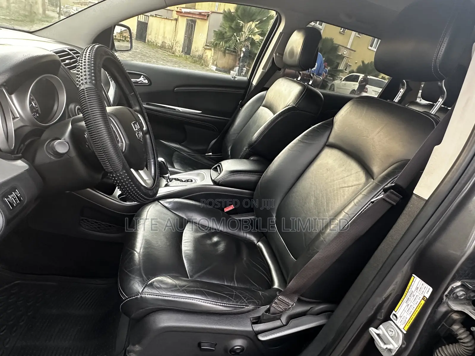 Dodge Journey SXT 4dr SUV (2.4L 4cyl 4A) 2015 Gray