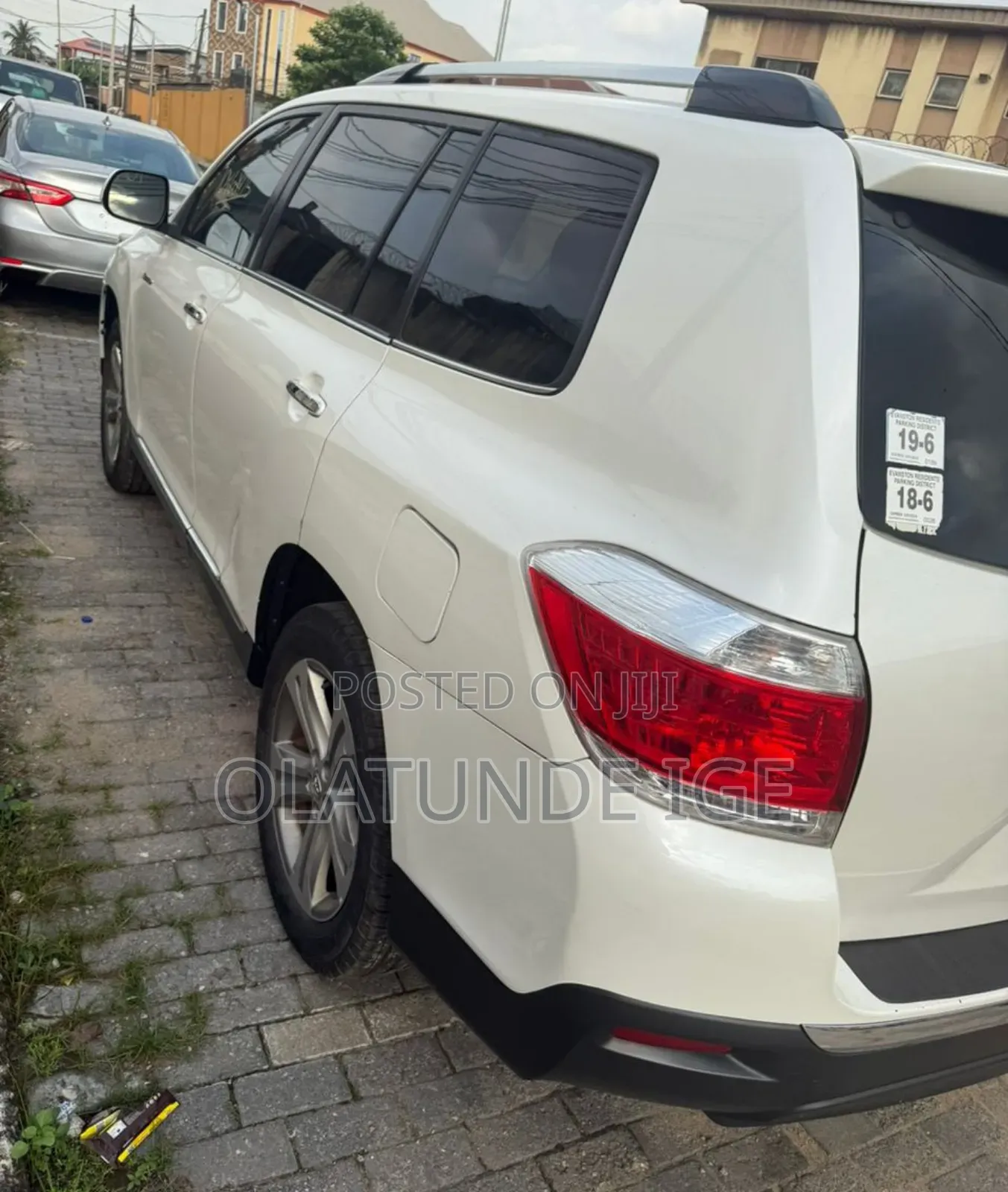 Toyota Highlander Limited 3.5l 4WD 2013 White