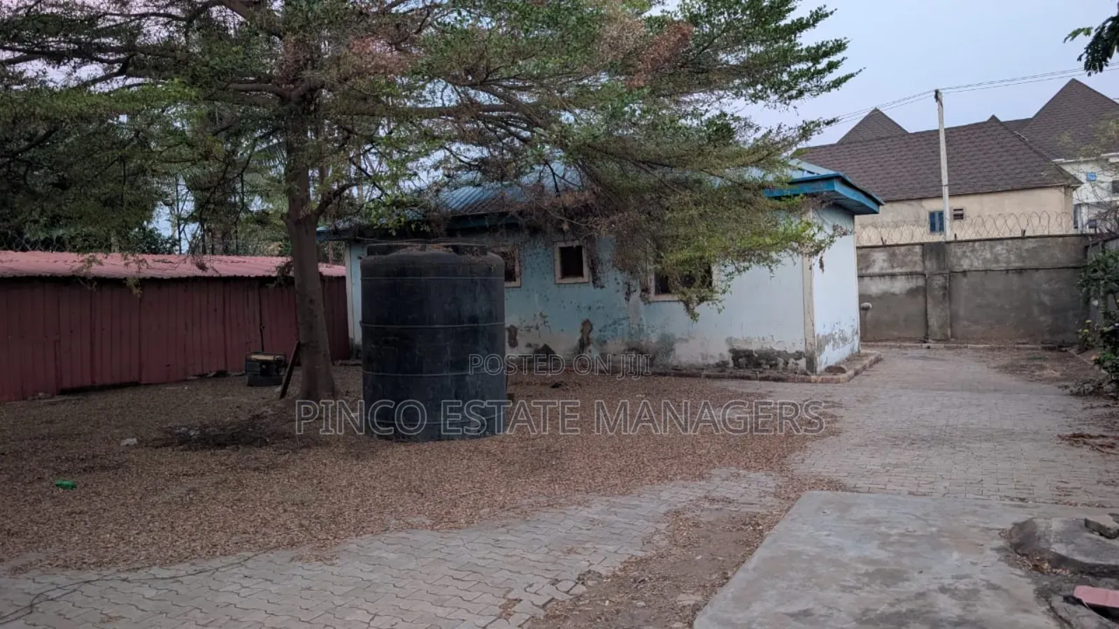 4bdrm Duplex in Efab City Estate, Life Camp for sale