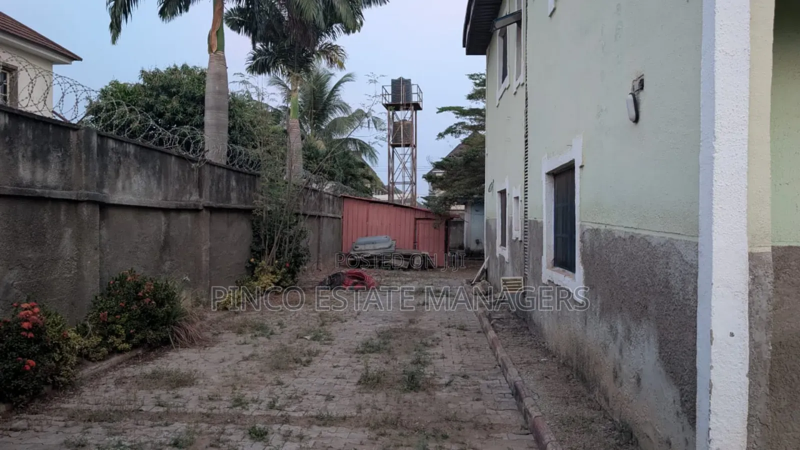 4bdrm Duplex in Efab City Estate, Life Camp for sale