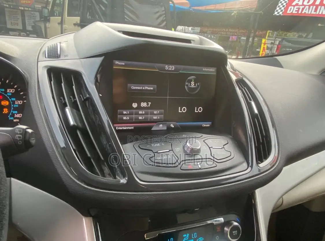 Clean Ford Escape 2013. December 2025 Entry Buy and Drive