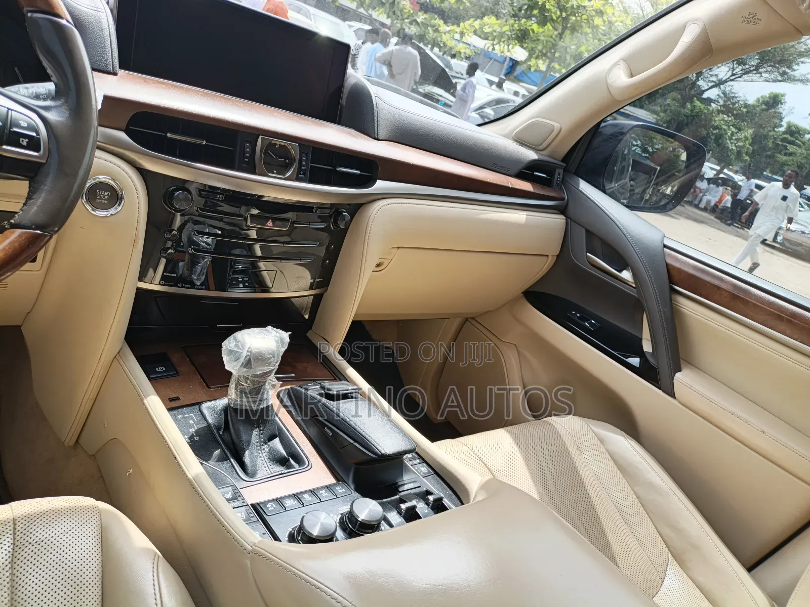 Lexus LX 2016 Black