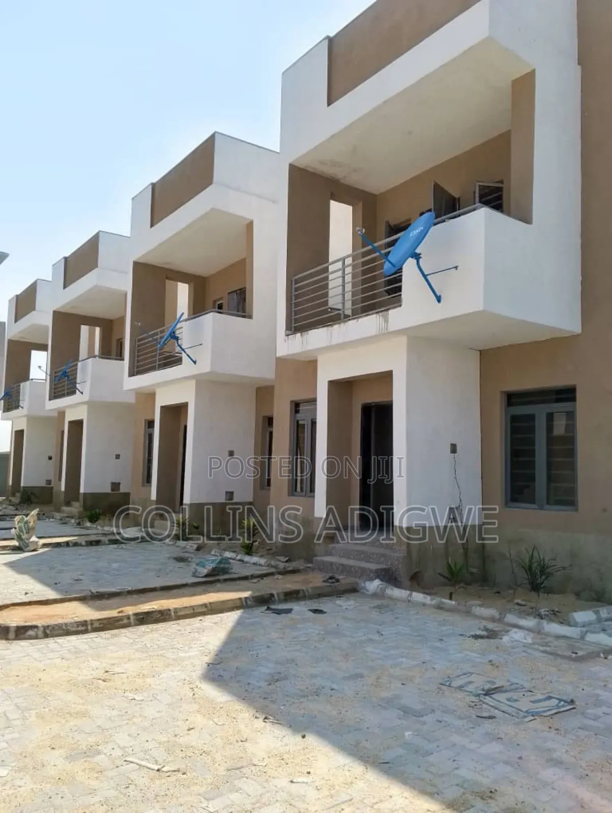 3bdrm Duplex in Orchid, Chevron for sale