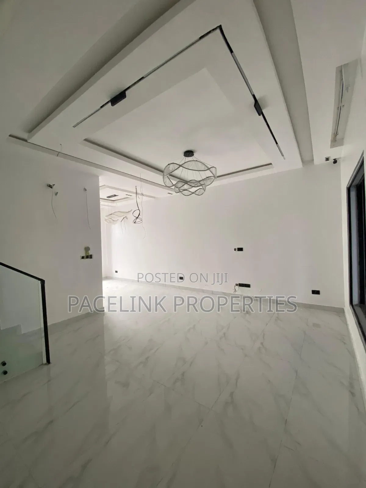 4bdrm Duplex in Lekki Phase 1 for sale