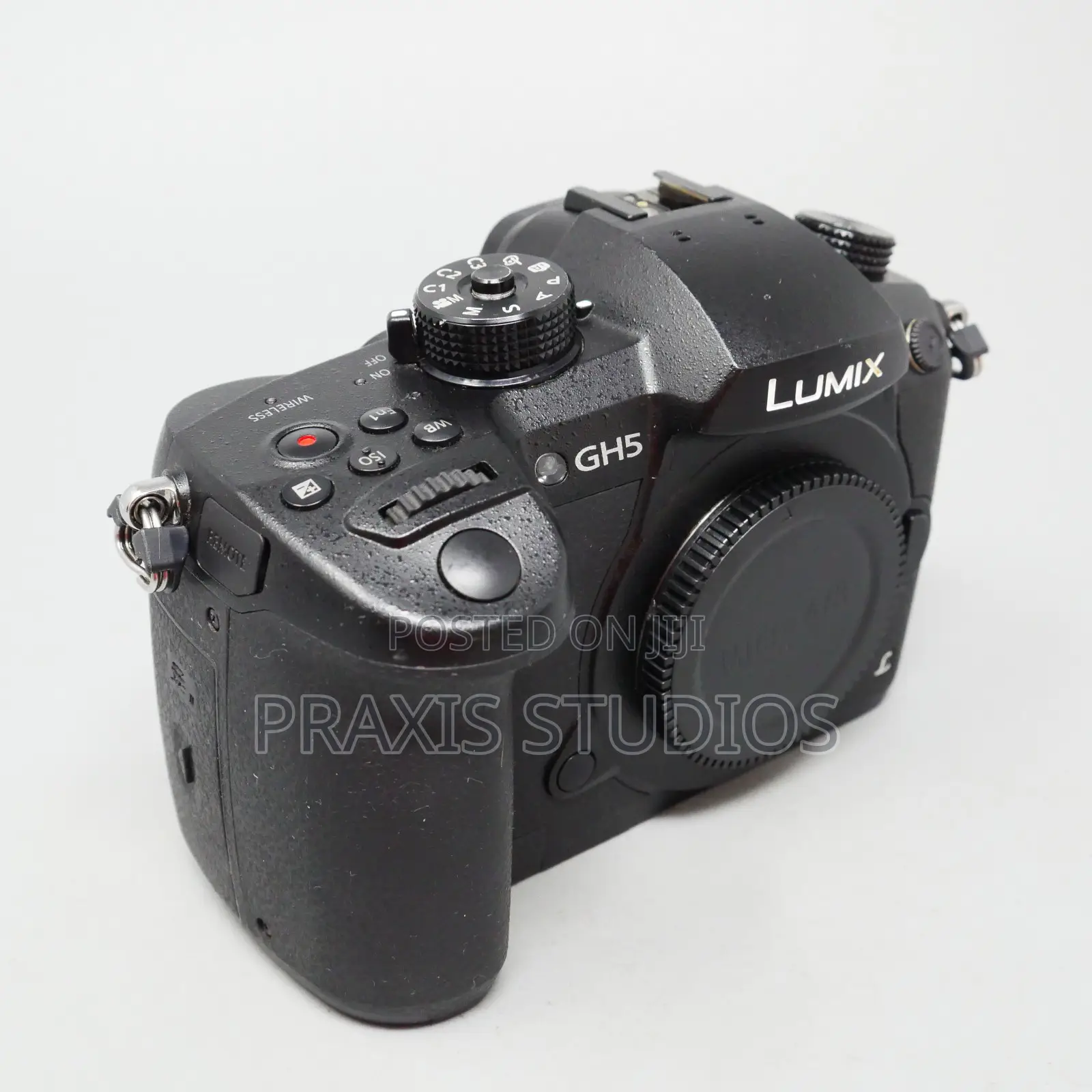 Panasonic Lumix Gh5s Camera Available for Rent