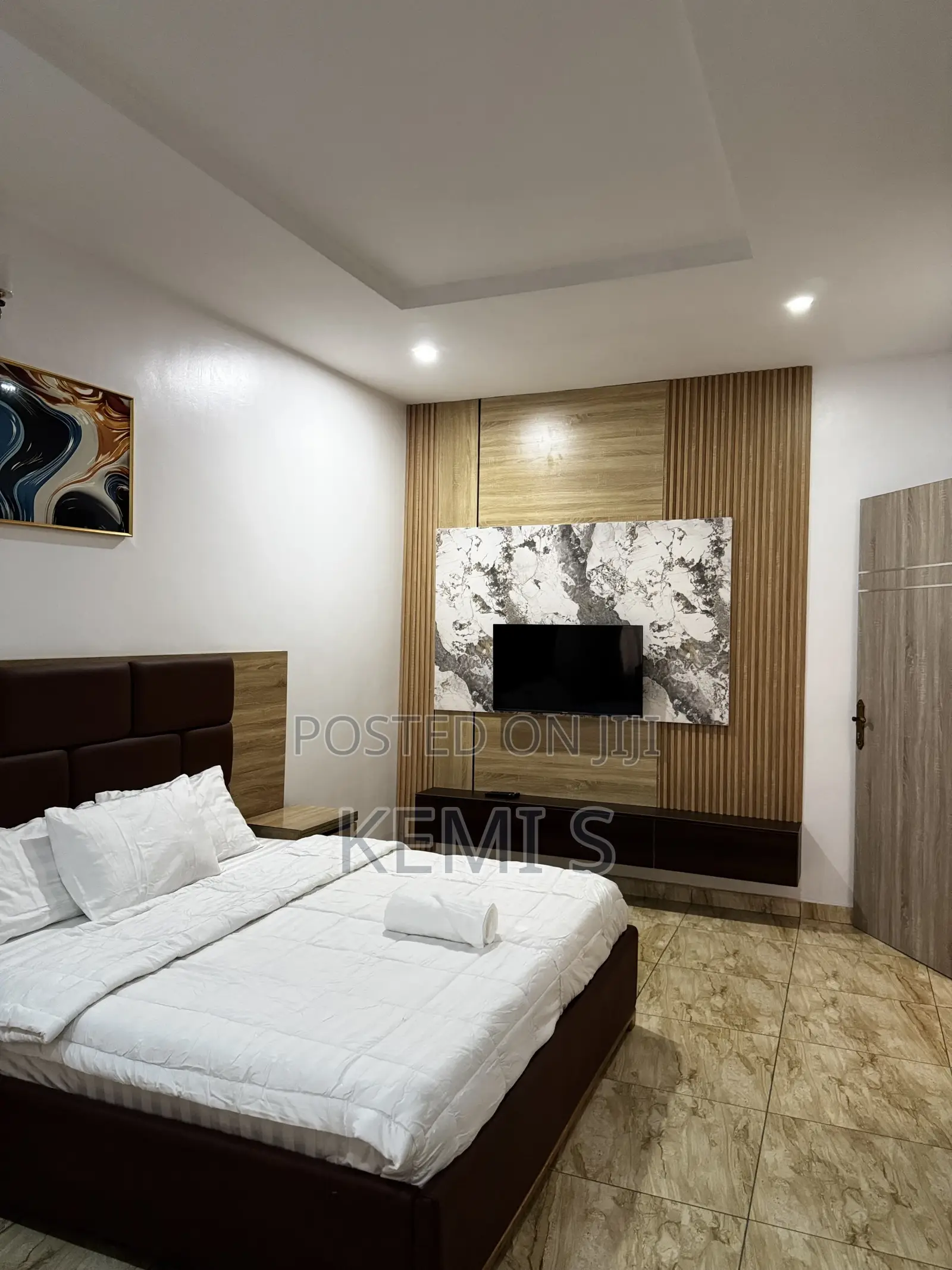 Fully Serviced 1-Bedroom Flat With Pool Access