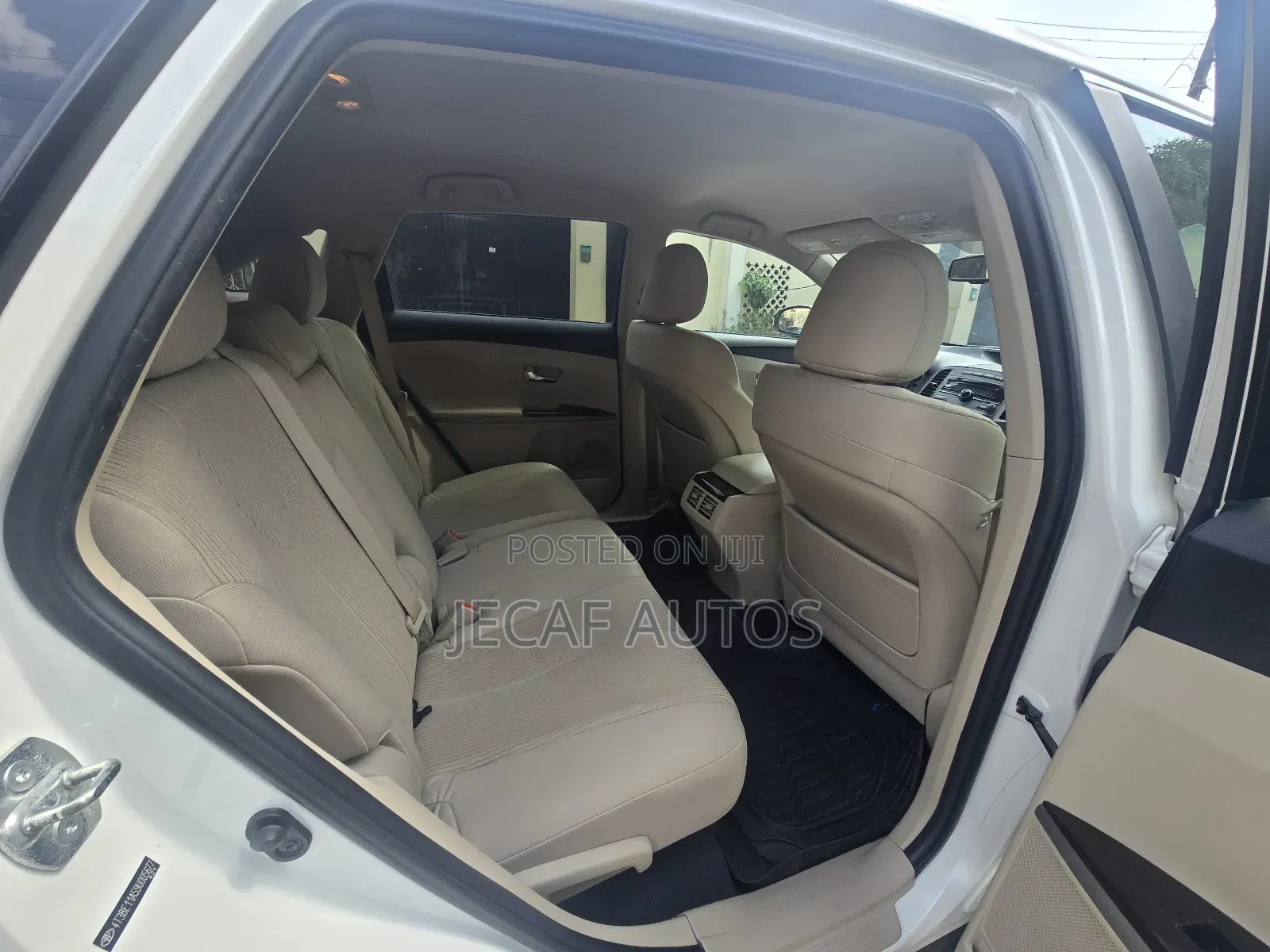 Toyota Venza AWD 2010 White
