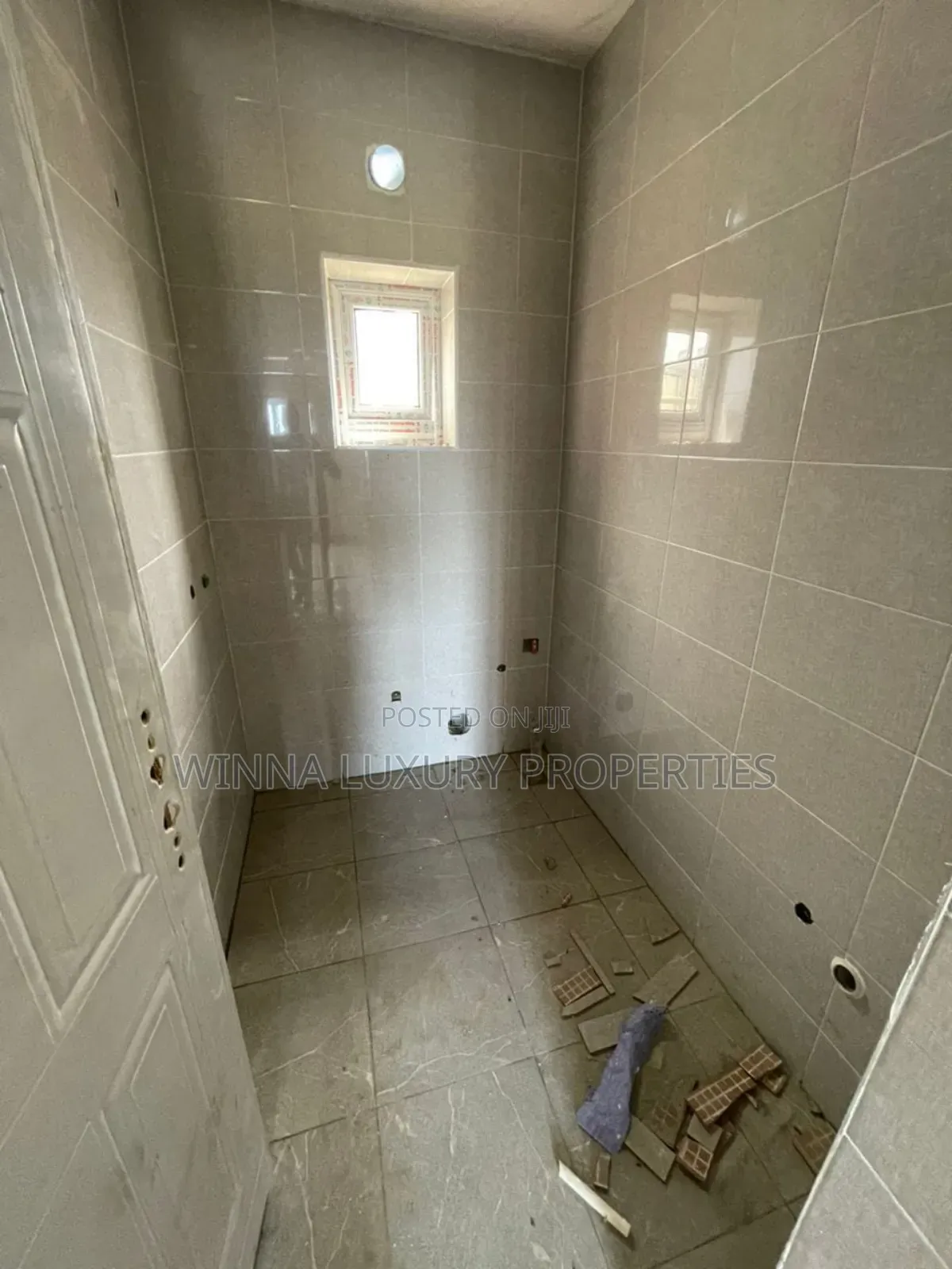 3bdrm Apartment in In An Estate By Game, Kaura for sale