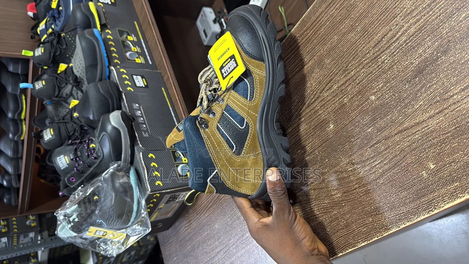 Safety Jogger Steel Toe Non-slip Work Boots X2000