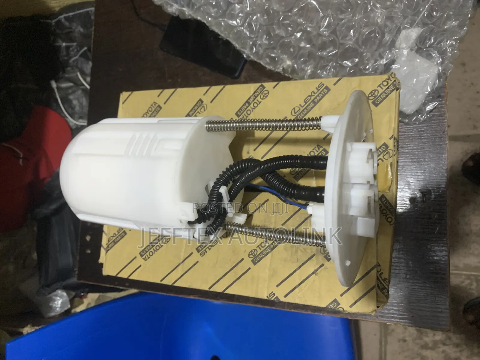 Fuel Pump for Toyota Land Cruiser 010-015