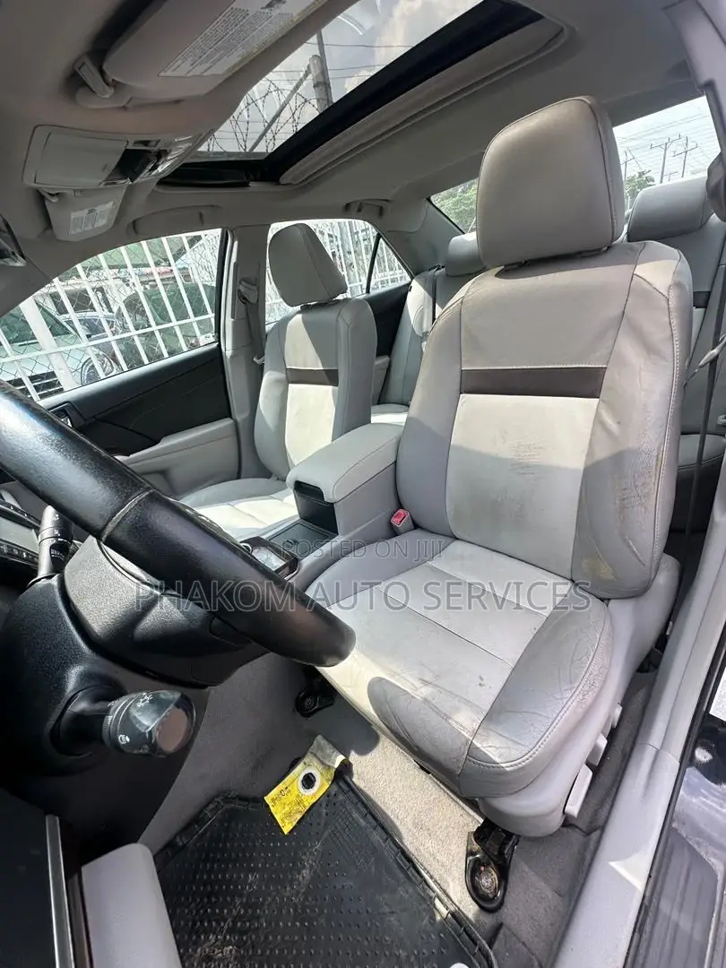 Toyota Camry XLE V6 4dr Sedan (3.5L 6cyl 6A) 2013 Black