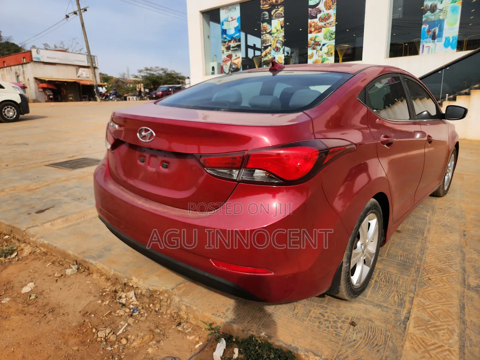 Hyundai Elantra Limited Sedan FWD (1.8L 4cyl 6A) 2016 Red
