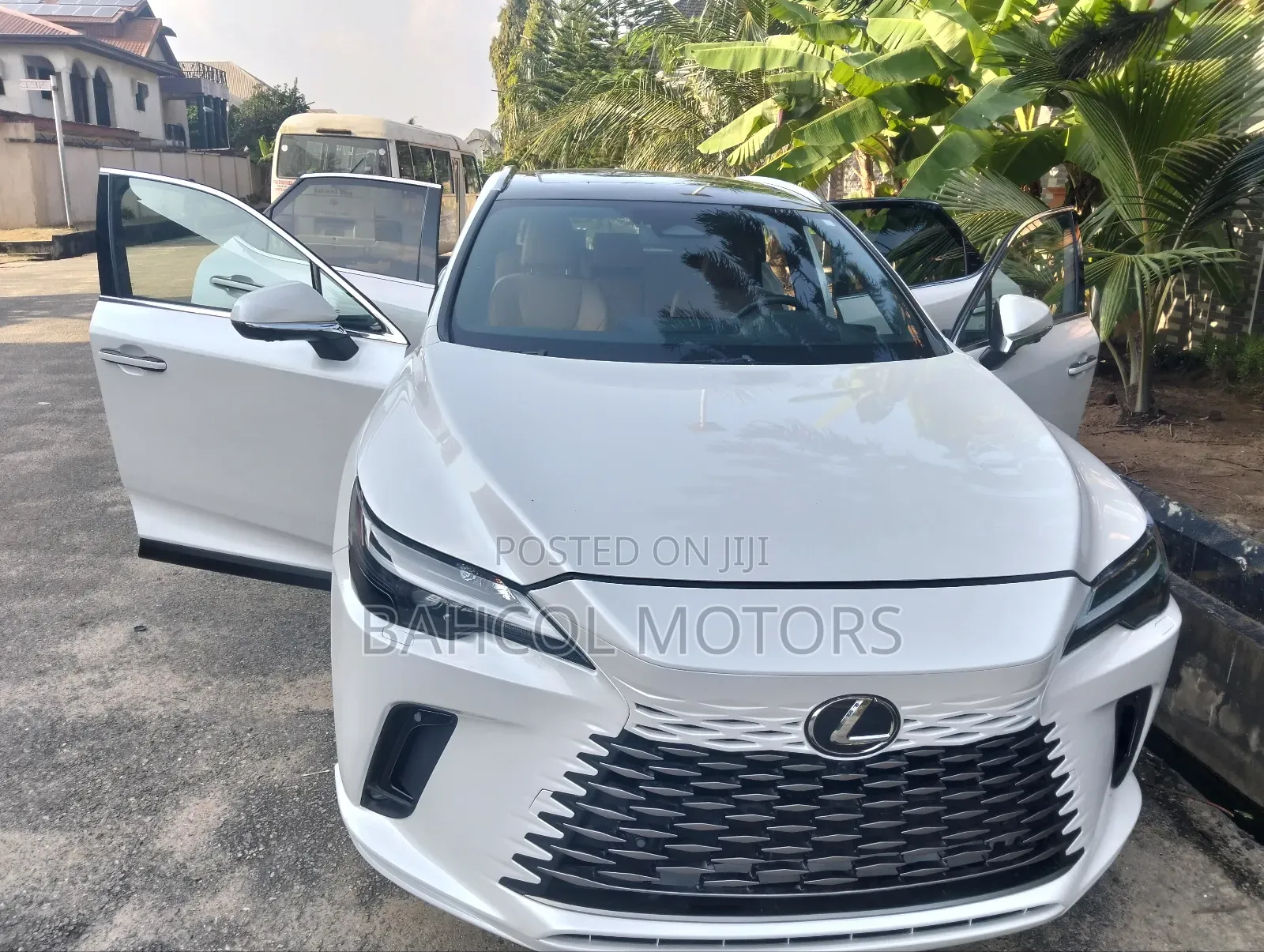 Lexus RX 350 Premium Plus AWD 2024 White