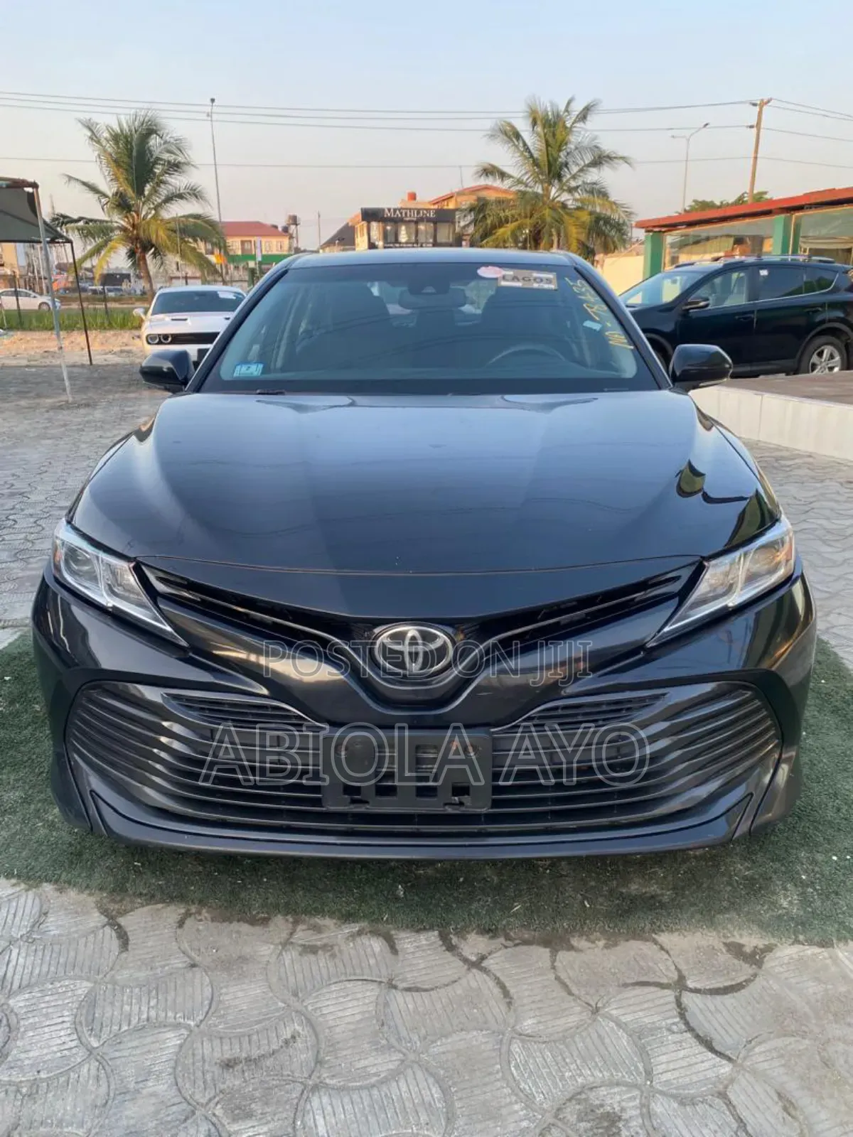 Toyota Camry LE FWD (2.5L 4cyl 8AM) 2018 Black