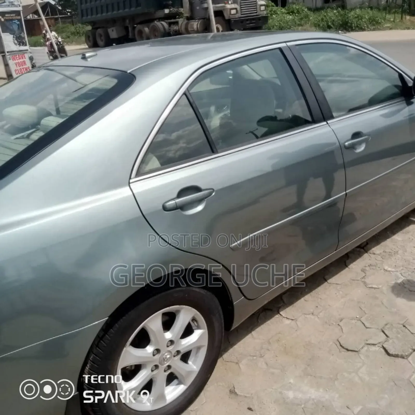 Toyota Camry LE 4dr Sedan (2.5L 4cyl 6AM) 2010 Green