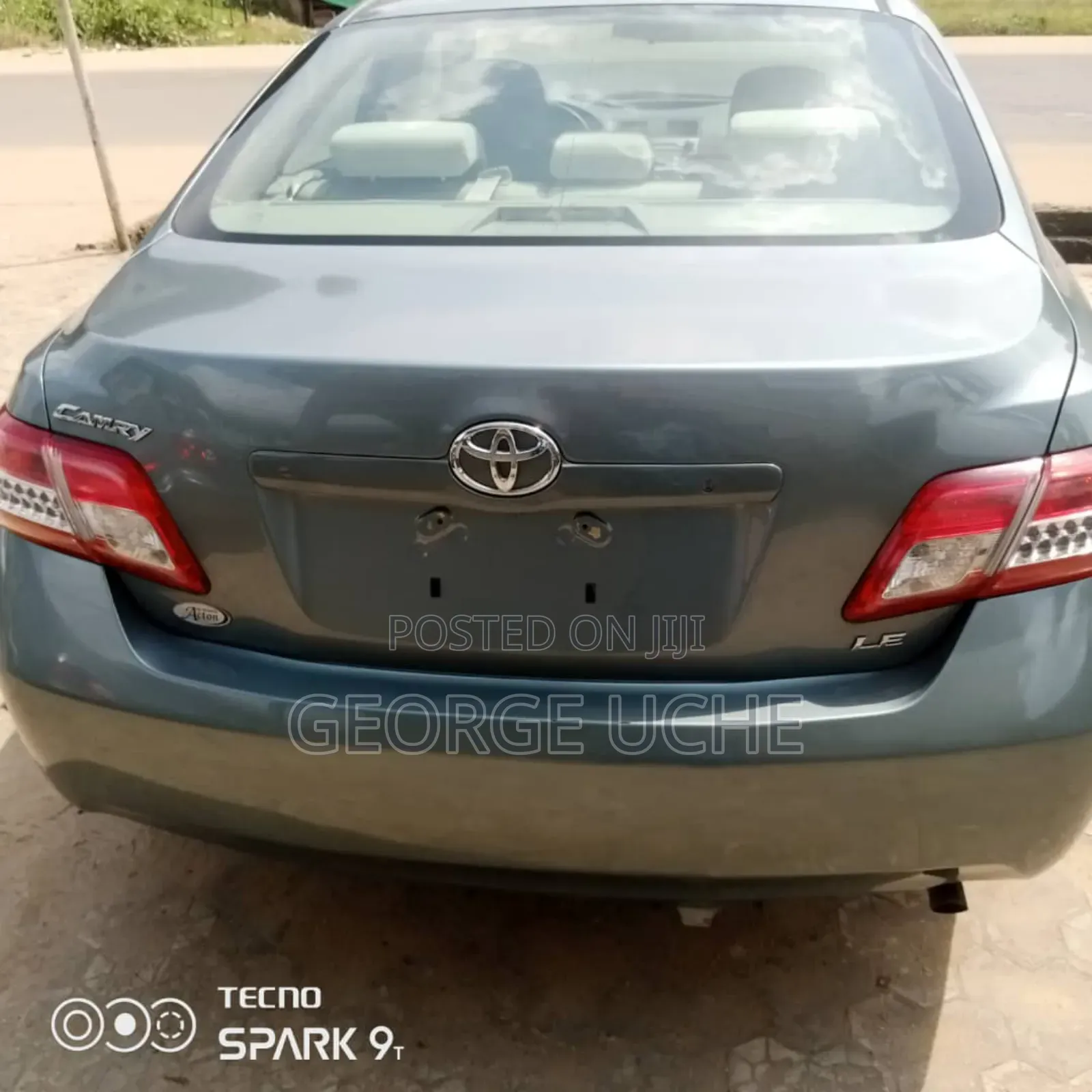Toyota Camry LE 4dr Sedan (2.5L 4cyl 6AM) 2010 Green