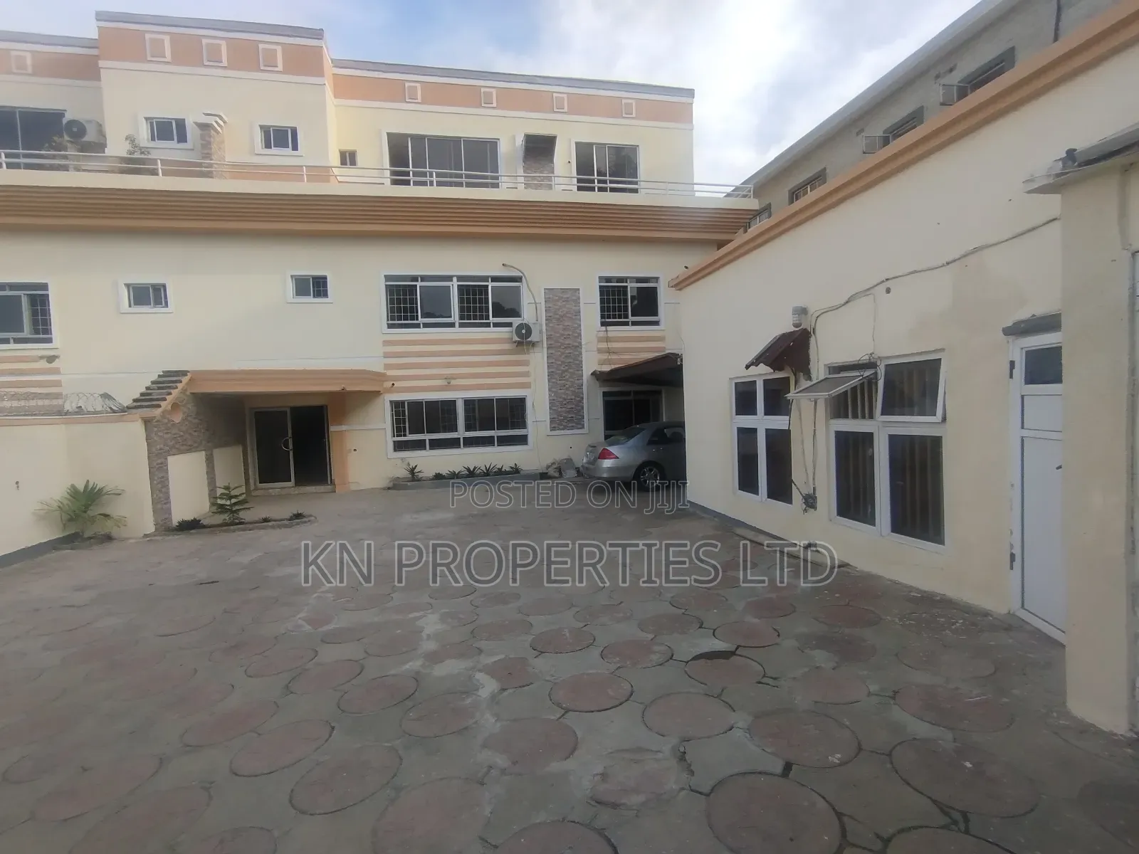 6bdrm Duplex in Asokoro for rent