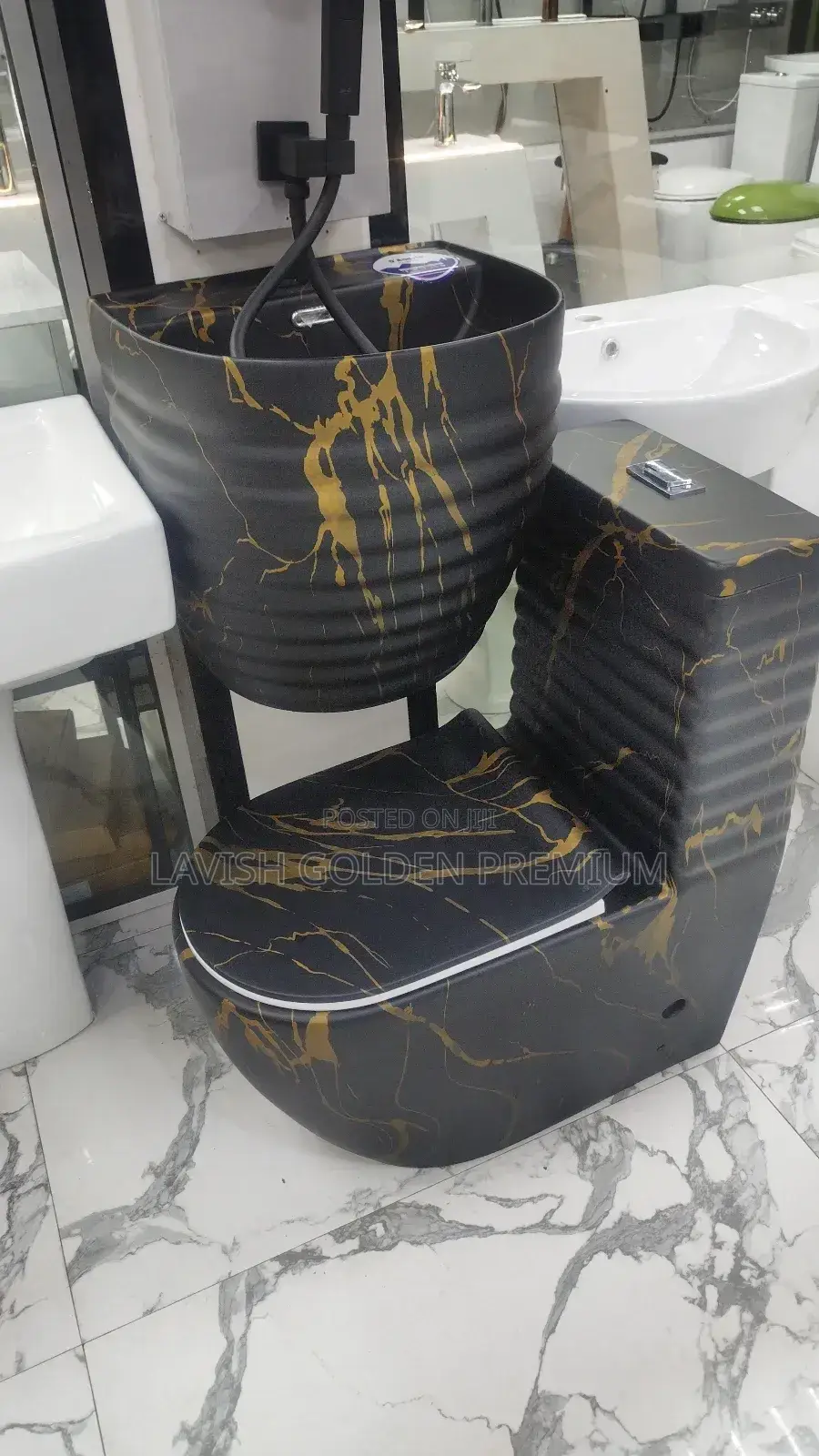 Luxury Black Gold Toilet Seat Set