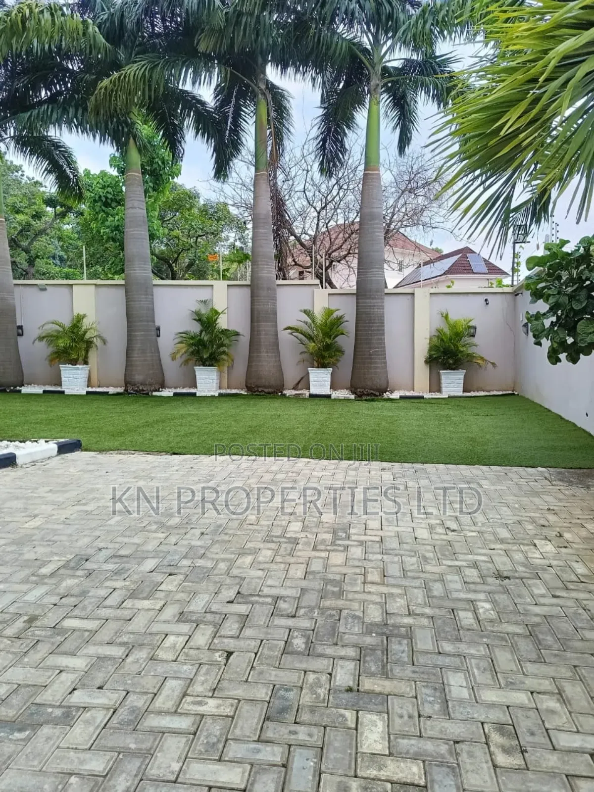 Furnished 5bdrm Duplex in Gusape, Guzape District for rent