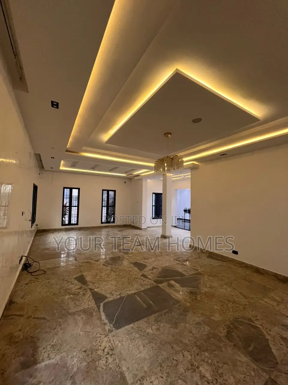 6bdrm Duplex in Guzape for sale