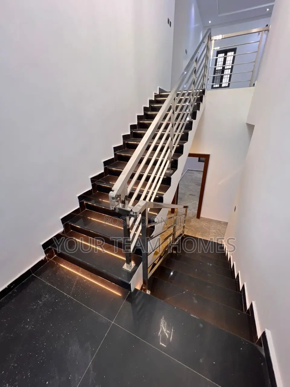 6bdrm Duplex in Guzape for sale
