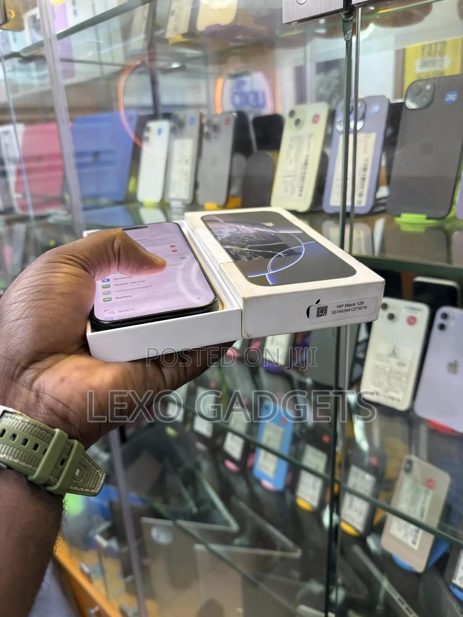 New Apple iPhone 16 Pro 128 GB Black
