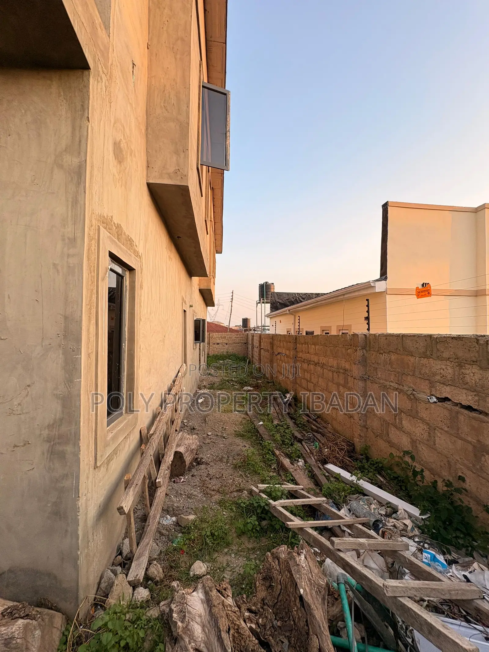 4bdrm Duplex in Ologuneru, Ibadan for sale