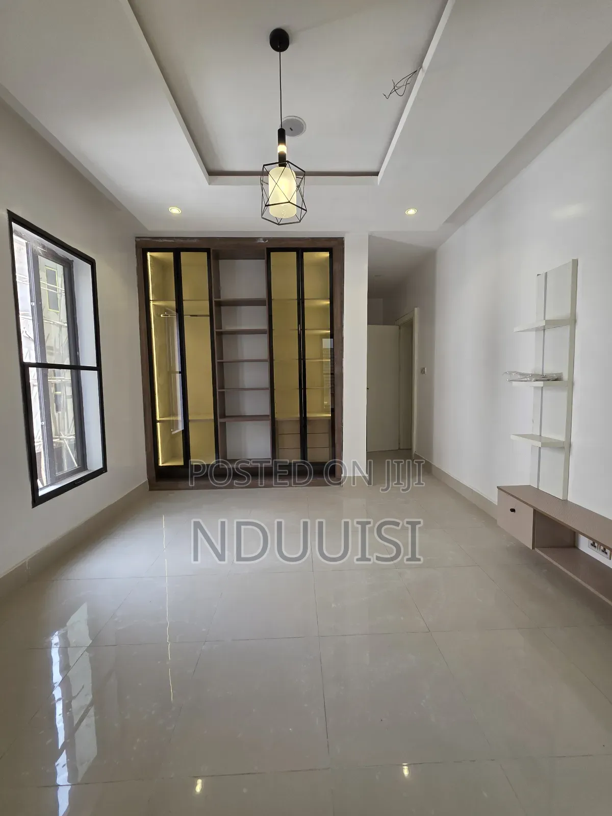 4bdrm Duplex in Utako for sale