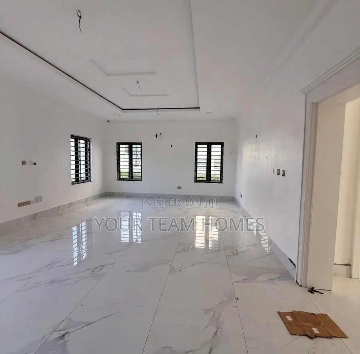 7bdrm Duplex in Asoroko, Asokoro for sale