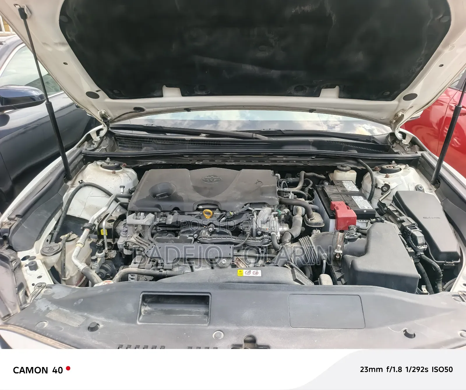 Toyota Camry LE FWD (2.5L 4cyl 8AM) 2018 White